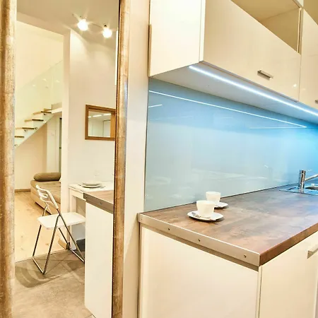 V27 | Hostaid Apartman *