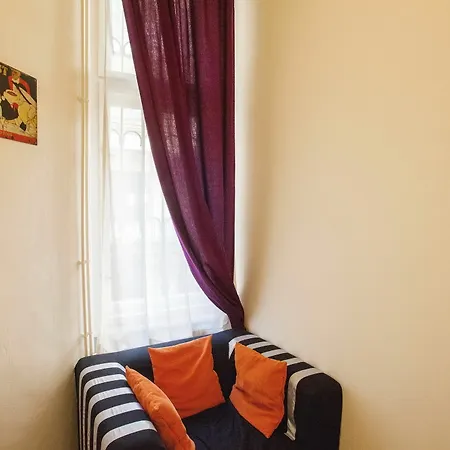 Piano Pop Apartment Budapest