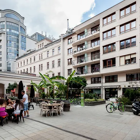 Urban Gozsdu Apartmanhotel