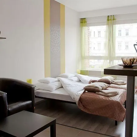 Florin Aparthotel