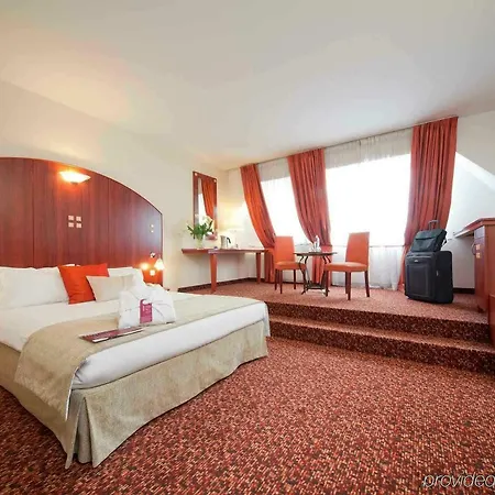 Ibis Styles Center