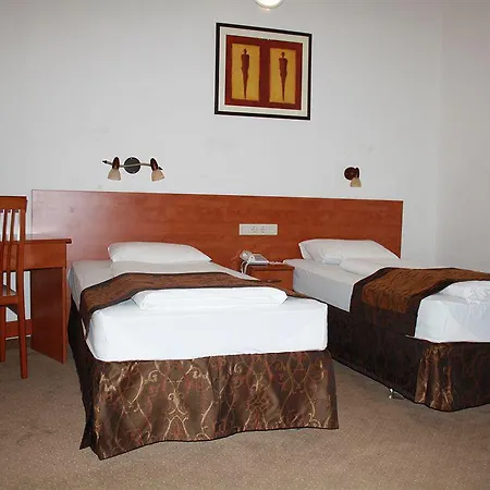 Hostel Equity Point *