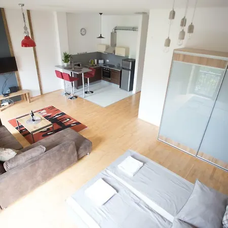Mill House Suites Апартаменты *