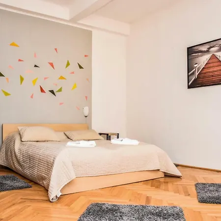 Appartamento Diamond Astoria 4