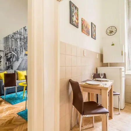 Mystic Apartment *