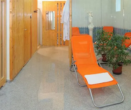 Panda Hotel 3*