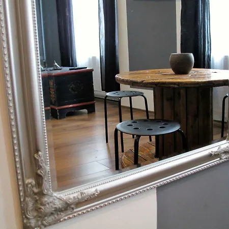 Hedonist Budapest
