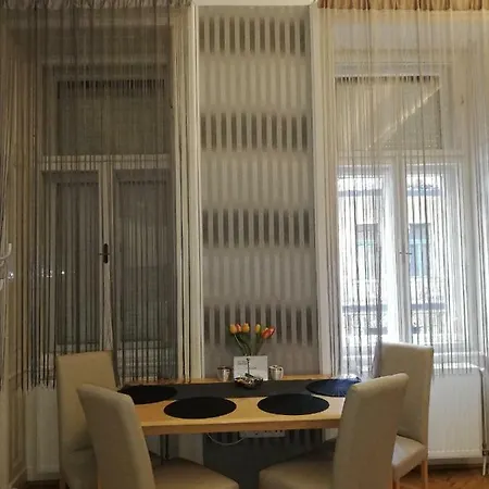 Apartment New West10 Star Center Budapest