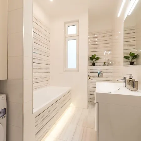 Apartment Kertesz Design *