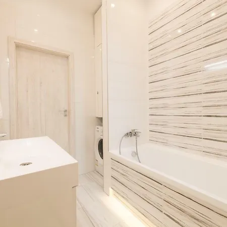 Apartment Kertesz Design *