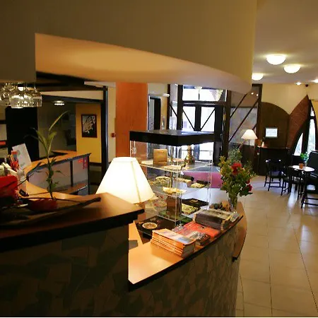 Corvin Corvin Wing Hotel