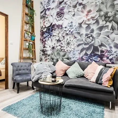 Apartment A9 Houseleek Astoria Budapest