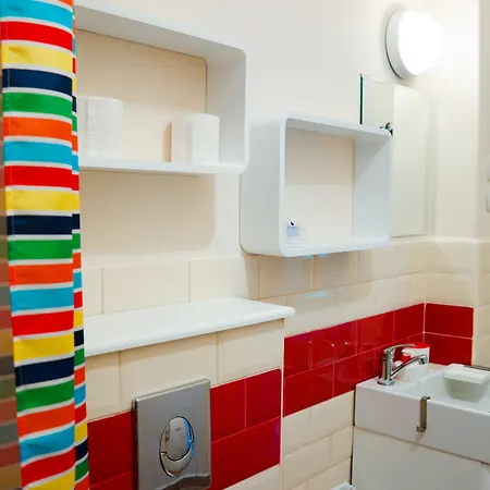 Opera Minihotel Hotel 2*