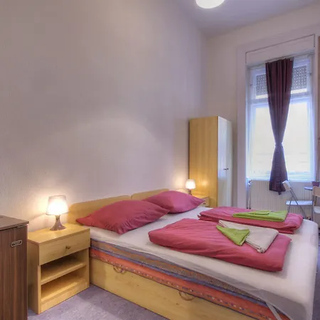 Opera Minihotel Budapešť