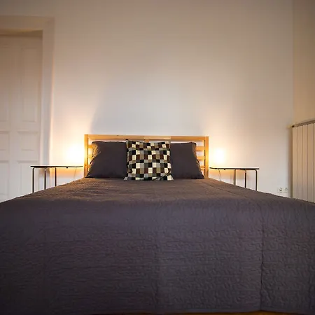 Opera Minihotel Hotel 2*