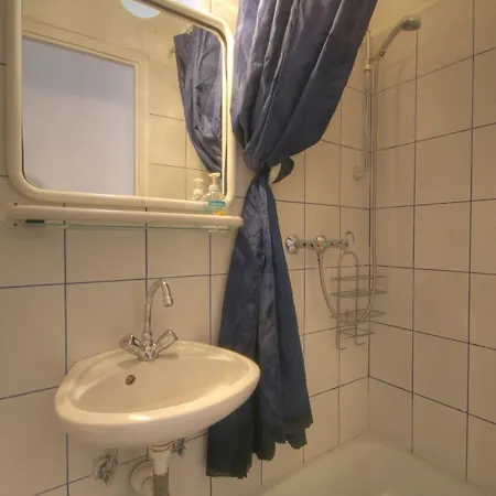 Opera Minihotel Hotel 2*
