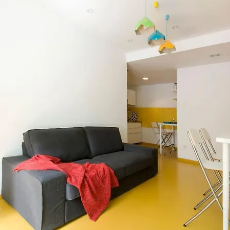 Apartment Modern Four Bedroom In Palace District *