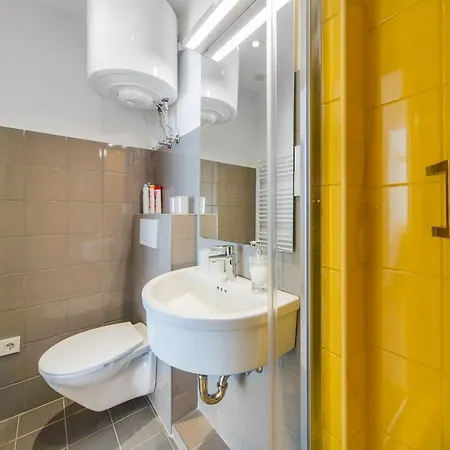 Apartment Modern Four Bedroom In Palace District Budapest
