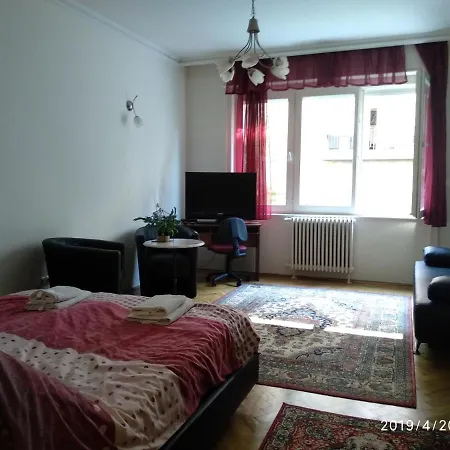 Gyoengyi Apartment Budapest