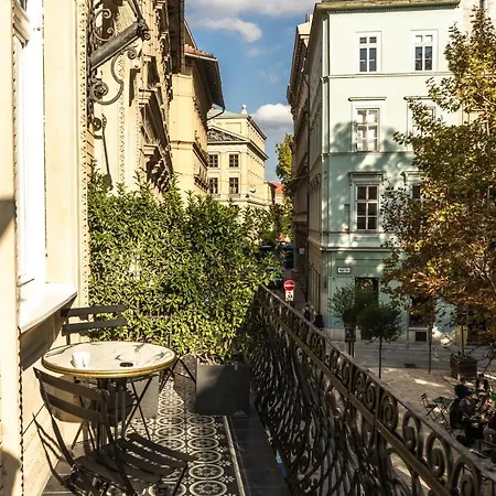 Collect - Adults Only Hotel 4*