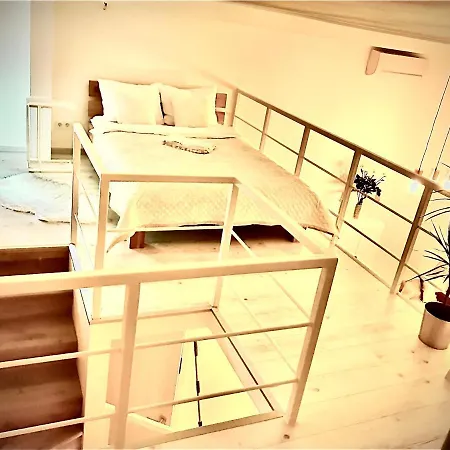 Dessewffy Utca 5 Apartman