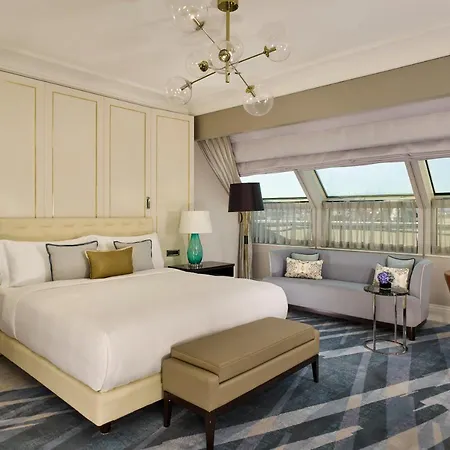 Al Habtoor Palace Budapest, Preferred & Будапешт