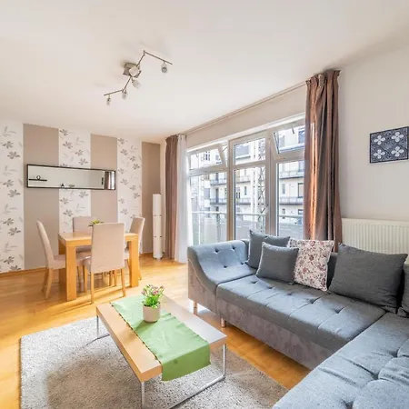 Hotel apartamentowy Madison 3*