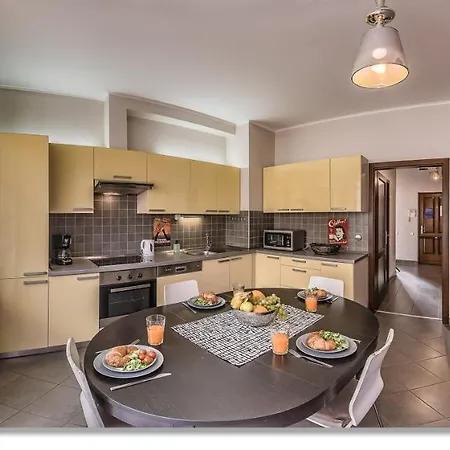 Urban Gozsdu Apartmanhotel