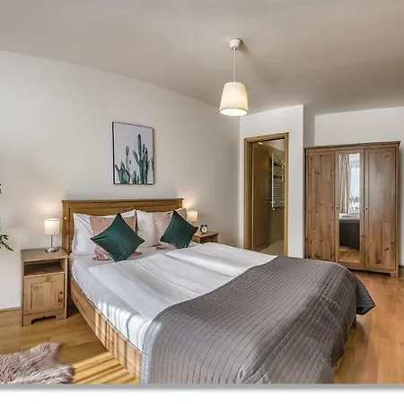Urban Gozsdu Apartmanhotel