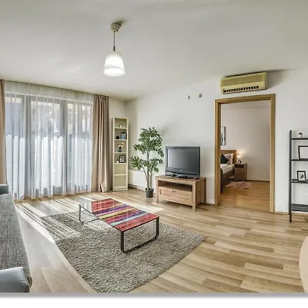 Apartmanhotel Urban Gozsdu 3*