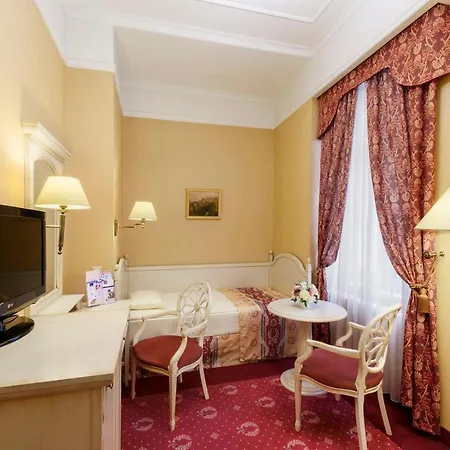 Danubius Astoria Center