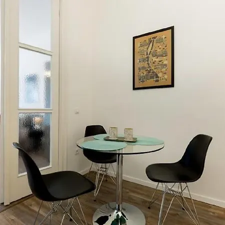 Splendid Private Flat דירה