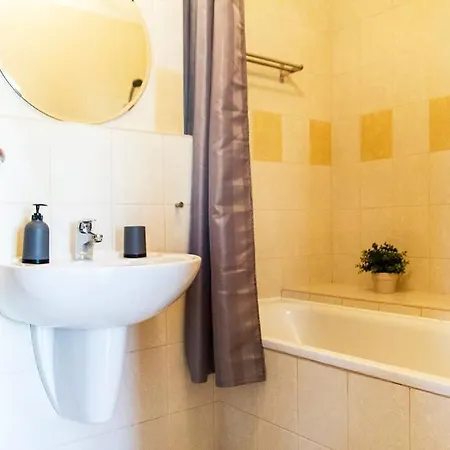 Apartment Vip Mini Resort,private Parking & Balcony