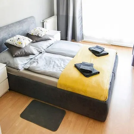Vip Mini Resort,private Parking & Balcony * Budapest
