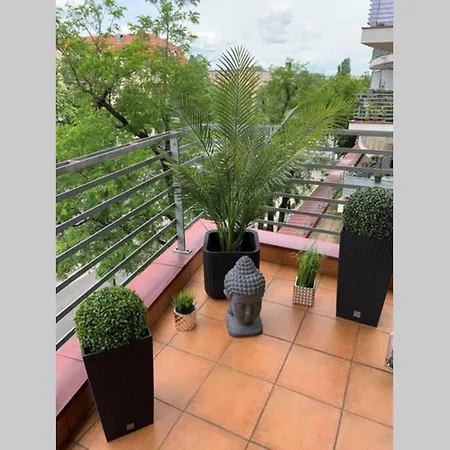 Vip Mini Resort,private Parking & Balcony