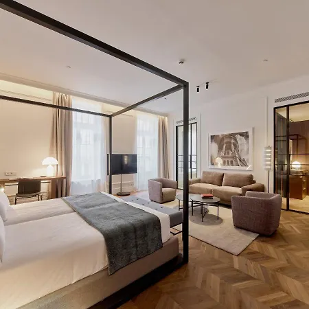 Kozmo & - Small Luxury Of The World 5* Budapest