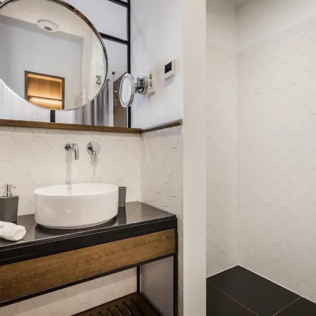 Eye- Boutique Suites, By Bqa Szálloda Budapest