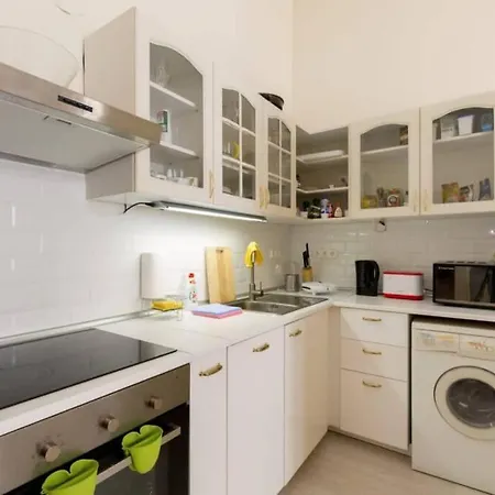 Danube Residence Apartment *