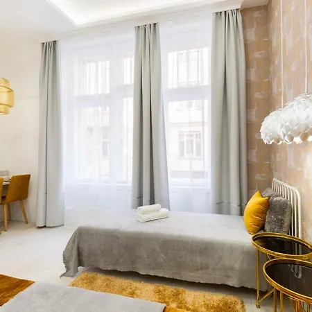 Apartment Unique & Lovely Place With Ac