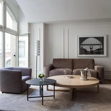 Kozmo & - Small Luxury Of The World 5* Budapest