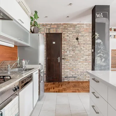 Apartment Relax Into Loft Living At A Light-filled Escape *