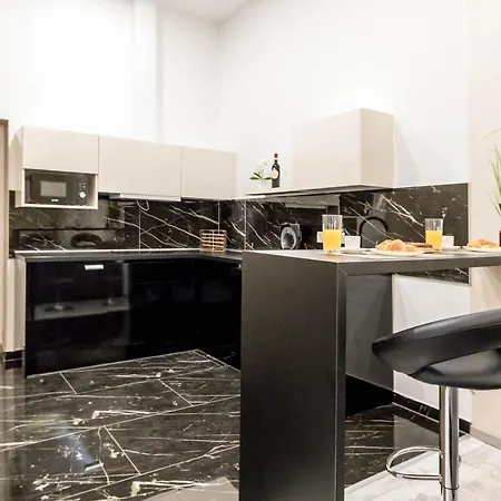 George's Luxury At Danube