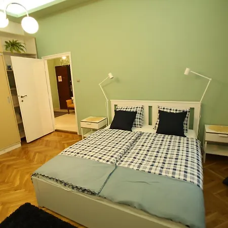 Castle Courtyard Hideaway Budapest