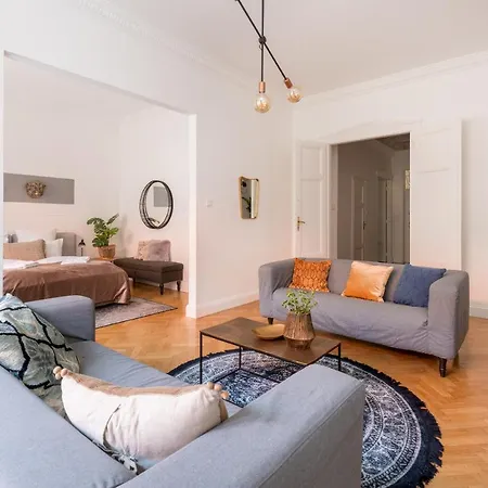 Style & Harmony In The Absolute Center Of Budapest