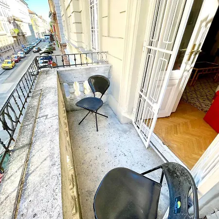 Central Vintage Residency - Balcony & Ac * Budapest