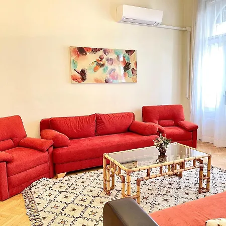Central Vintage Residency - Balcony & Ac Apartment *