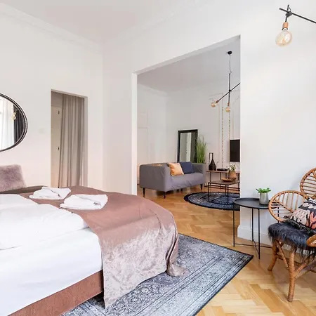 Apartamento Style & Harmony In The Absolute Center Of Budapest