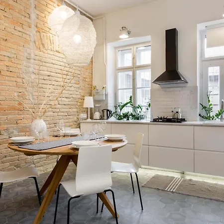 Bohemian Dream In The Absolute Center W 2br/2bt * Budapesta