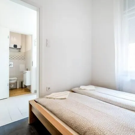 Hi-bp Sunny In The Heart Of Apartment Budapest