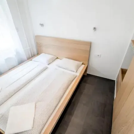 Apartment Hi-bp Sunny In The Heart Of *